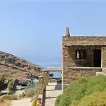Stunning Seafront In Kea Apartamento *