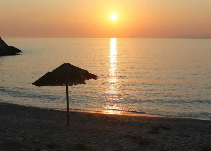 アパート Stunning Seafront In Kea