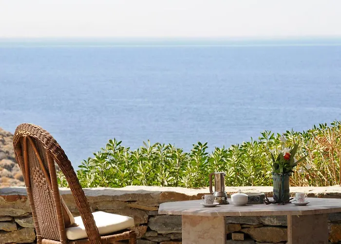 アパート Stunning Seafront In Kea Korissia