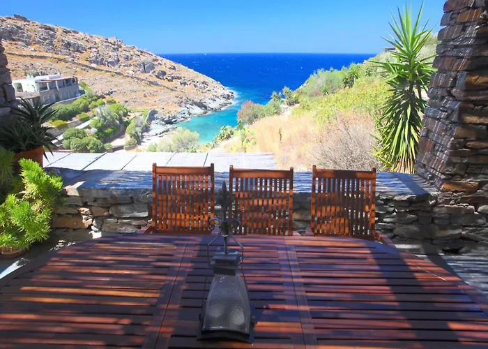 Stunning Seafront In Kea アパート Korissia