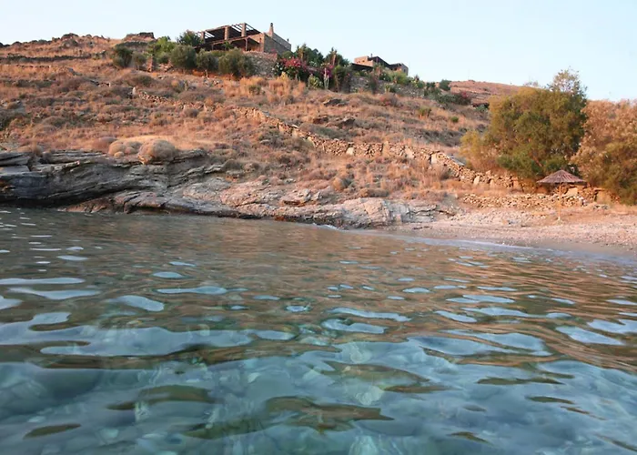 Stunning Seafront In Kea