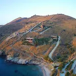 Apartman Stunning Seafront In Kea Koriszía