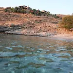 Stunning Seafront In Kea